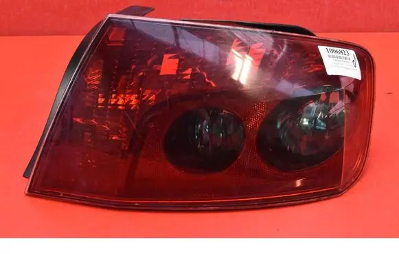 Peugeot 407 Rear/tail lights 9641945280