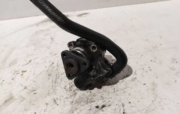 Audi A6 S6 C5 4B Power steering pump 4B0145155R
