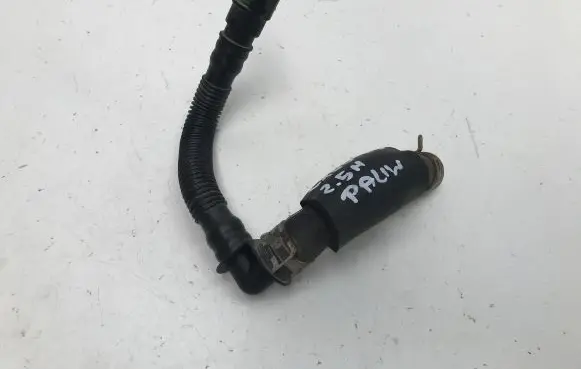 Mazda CX-60 Fuel line pipe