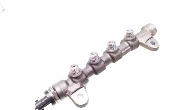 Opel Insignia A Fuel main line pipe 0445214221 55576177 0281006158