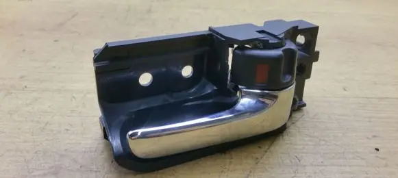 Toyota Avensis T250 Front door interior handle 50594A2