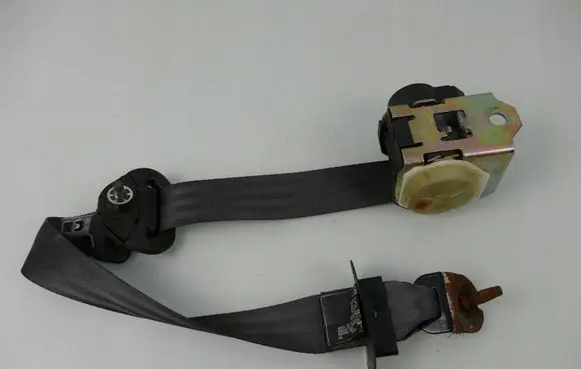 Ford Cougar Rear seatbelt