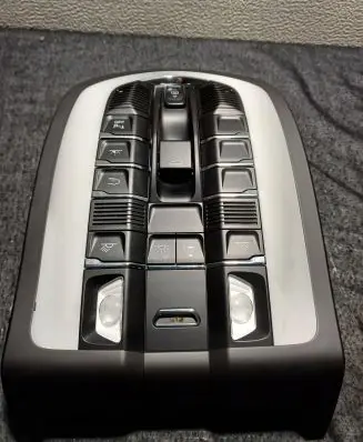 Porsche Macan (95B) Front seat light 7PP919211E 7PP959551JL GA0990714