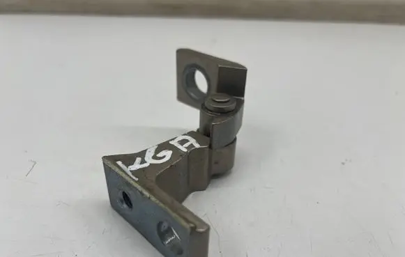 Porsche Macan (95B) Rear door lower hinge