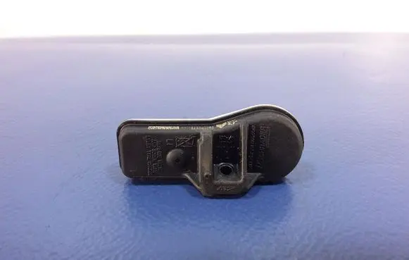 Peugeot 3008 I Tire pressure sensor 