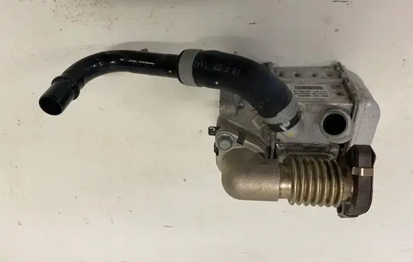 KIA Ceed Coolant radiator 28460