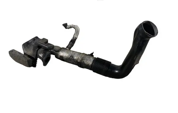 Ford C-MAX I Intercooler hose/pipe 3M519A673HF