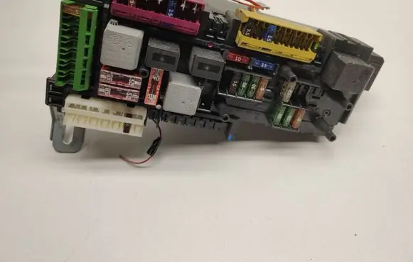 Mercedes-Benz E W212 SAM control unit a2129060005