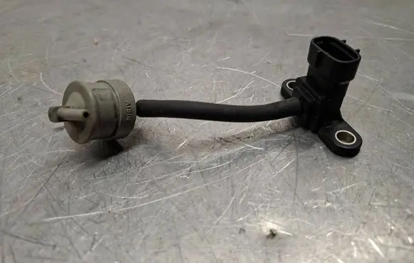 Toyota Avensis T250 Air pressure sensor 8942120200
