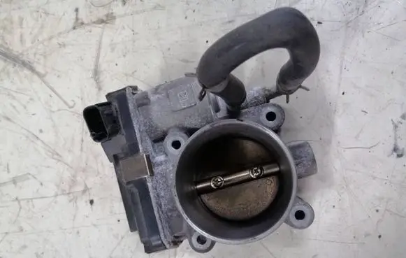 Subaru Forester SJ Throttle body valve 