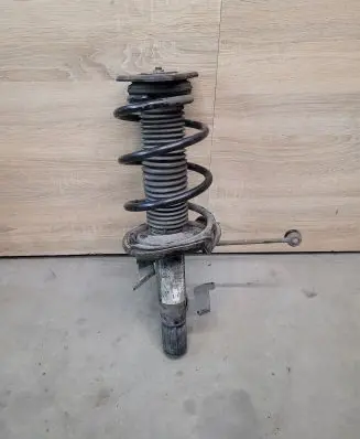 Volvo V40 Front shock absorber/damper 31360946