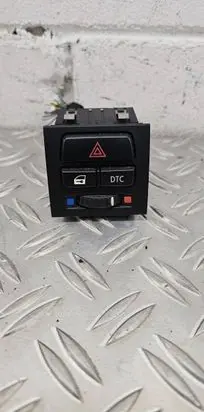 BMW 3 E90 E91 Hazard light switch 9132421