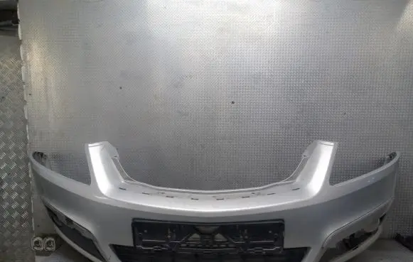Opel Zafira B Front bumper