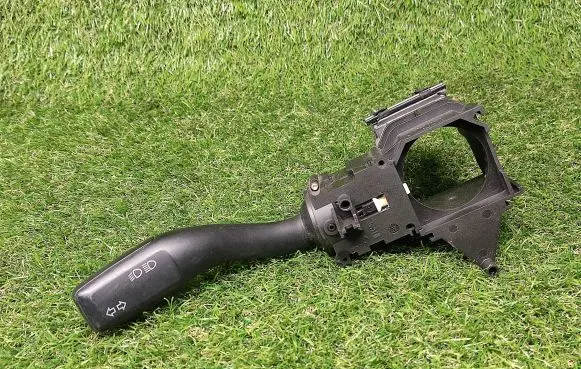 Audi A4 S4 B6 8E 8H Indicator stalk 8E0953513