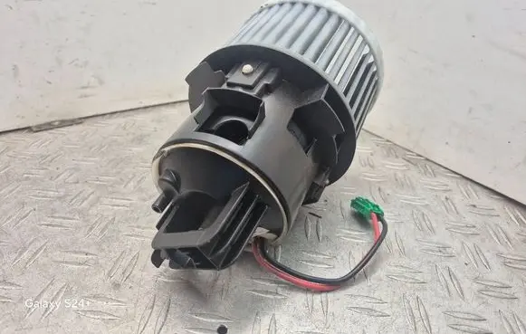 Heater fan/blower