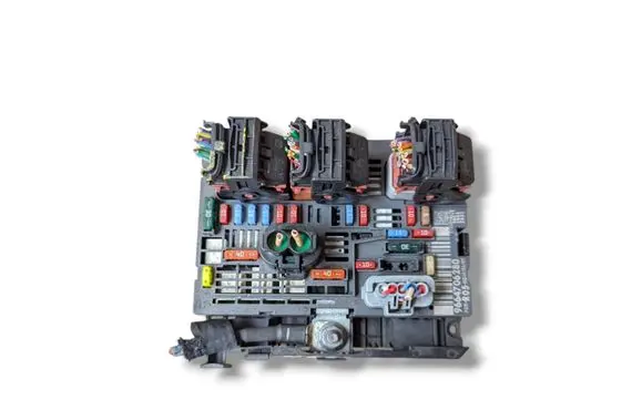 Peugeot 308 BSM Control unit 9664706280