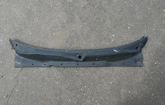 Nissan Terrano Wiper trim 668620F000