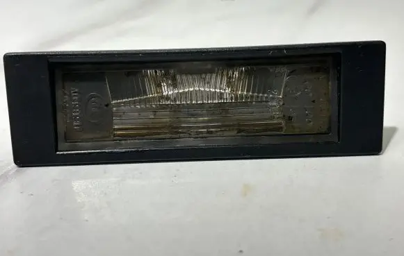 BMW 1 E81 E87 Number plate light 0461385 0465700