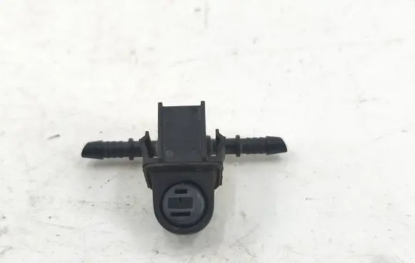 Mercedes-Benz C W204 Windshield washer spray nozzle 3T926240212 3T926 240212
