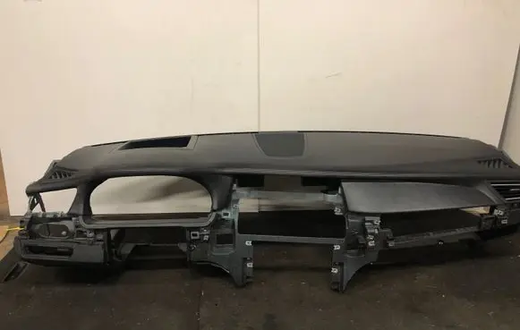 BMW 7 F01 F02 F03 F04 Dashboard 9112131