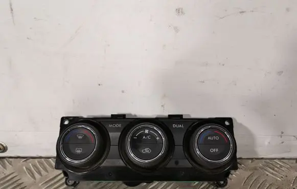Subaru Forester SJ Climate control unit 72311SG030