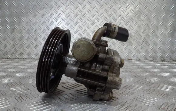 Suzuki Jimny Power steering pump 
