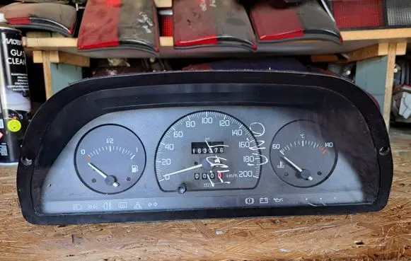 Fiat Uno Speedometer (instrument cluster) 6047240050 6047431