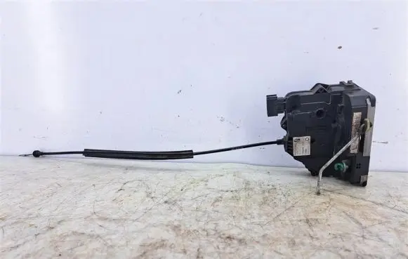 Fiat Grande Punto Front door lock 55701963