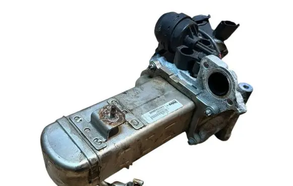 Ford Mondeo MK IV EGR valve cooler V29004027