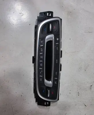 Renault Megane III Climate control unit 275103596R