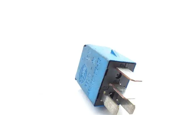 Nissan Primera Hazard warning light relay 252309F920