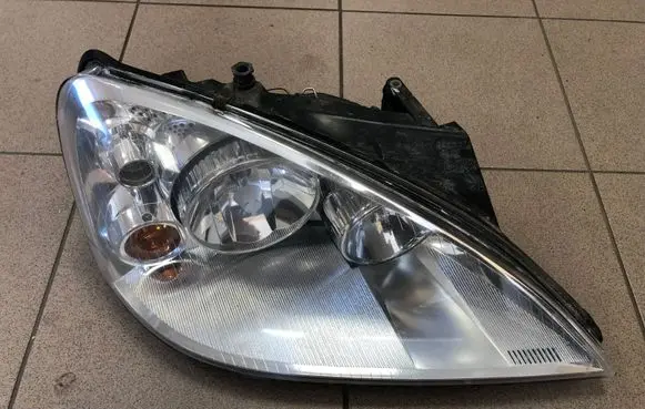 Ford Galaxy Headlight/headlamp 1305239169 9724
