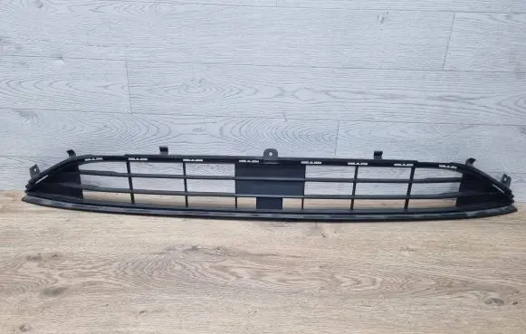 Ford Fiesta Front bumper lower grill H1BB17K945-B1