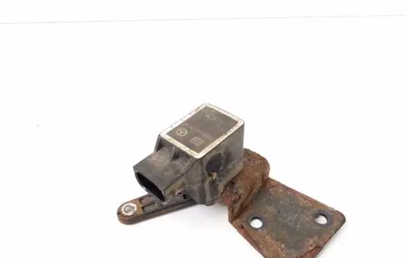 Mercedes-Benz ML W164 Air suspension front height level sensor A0105427717