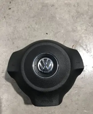 Volkswagen Scirocco Steering wheel airbag 5K0880201M