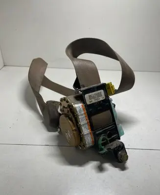 Honda CR-V Front seatbelt N1712