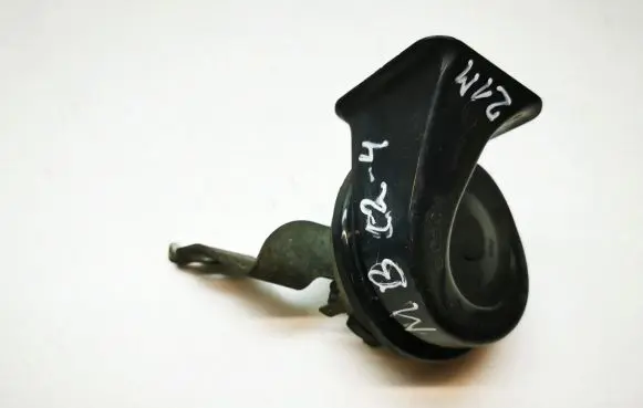 Mercedes-Benz C W204 Horn signal E9703881157