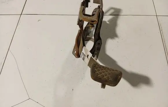 Honda Civic Clutch pedal 