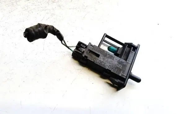 Toyota Corolla Verso AR10 Bonnet alarm switch sensor 16676447 166-76447