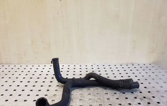Renault Trafic II (X83) Engine coolant pipe/hose