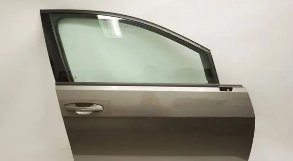 Volkswagen Golf VII Front door 