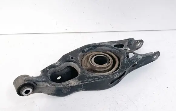 Dodge Challenger Rear upper control arm/wishbone