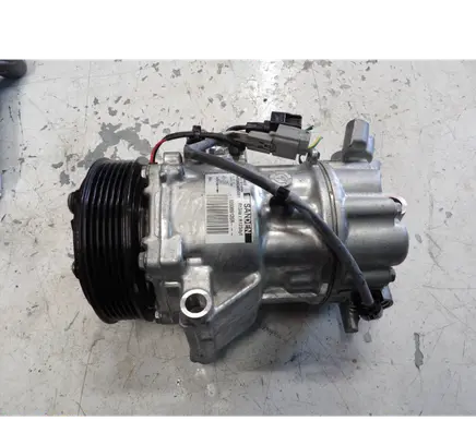 Renault Captur II Air conditioning (A/C) compressor (pump) 926009126R 03463405061