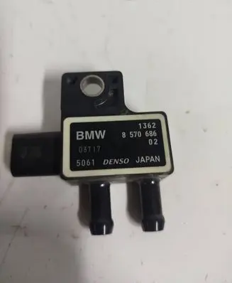 BMW 2 F45 Exhaust gas pressure sensor 8570686 03T17 5061
