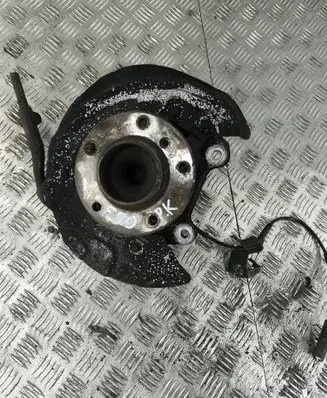 BMW 3 E90 E91 Front wheel hub 6773209