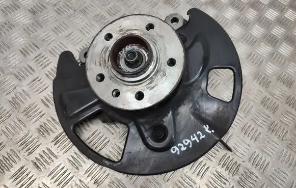 Volkswagen Crafter Front wheel hub 2N0407621D