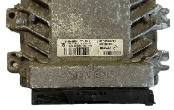 Renault Clio II Engine control unit/module 8200326741 S118301122B