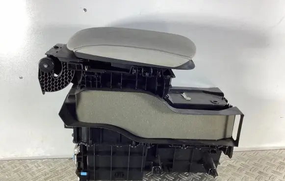 Lexus RX 450H Armrest 5881248050 5881148050