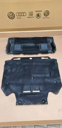 Audi RS7 C7 Engine splash shield/under tray 4G0863822C 4G0863821L