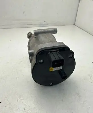 Toyota RAV 4 (XA50) Air conditioning (A/C) compressor (pump) 0424001101 ESB27C
